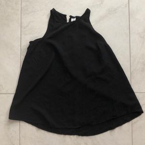 Old navy tank top.